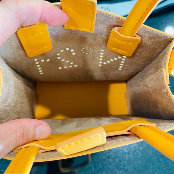 N21 Handbags Micro Shopping Verticale Tote NWOT - Picture 10 of 13